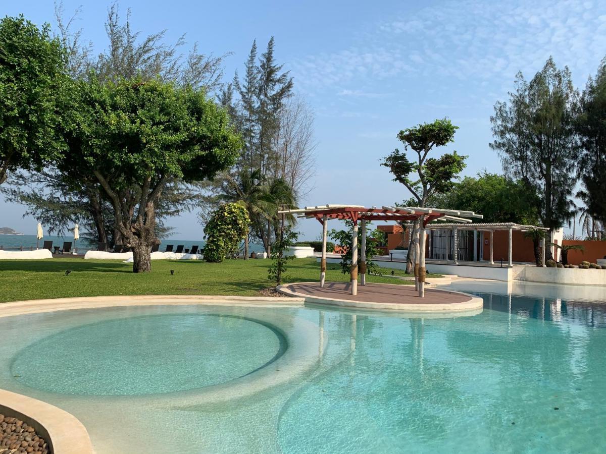 קאו טאו Mexican Beachfront Condo מראה חיצוני תמונה